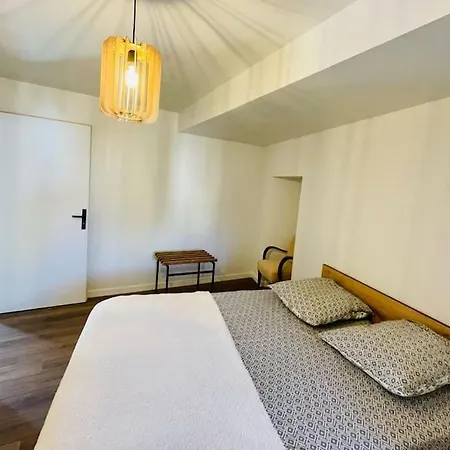 Appart' Neuf 100 M² Apartmán Formiguères